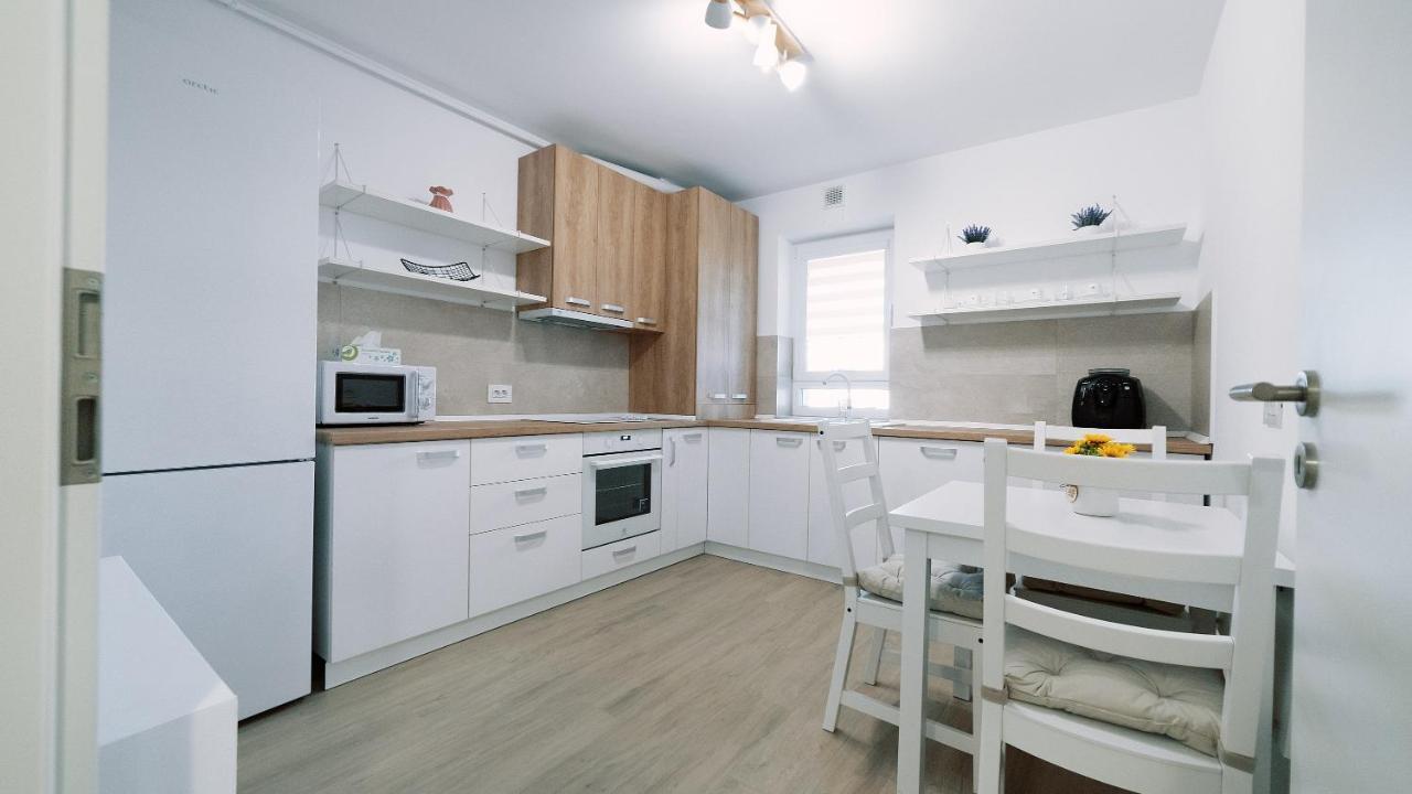 Sweet Memories Apart Coresi 1 Brasov Exterior photo